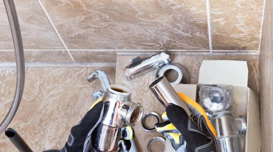 Professional gutter cleaning in Malvern, IA